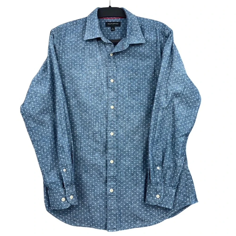 Banana Republic Button Down Mens L 100% Cotton Blue Geometric Print